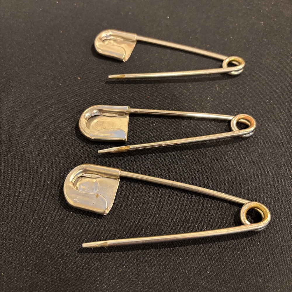 Lot Of 3 Vintage Military Laundry Horse Blanket Safety Pins 4 1/4” - Picture 4 of 5
